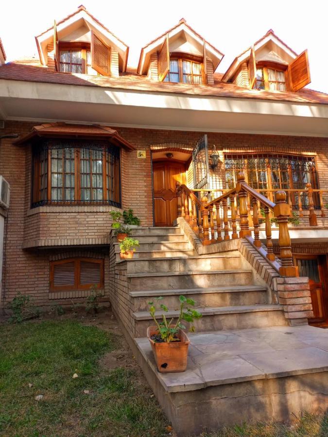 Casa Bravo Bed & Breakfast Mendoza Luaran gambar